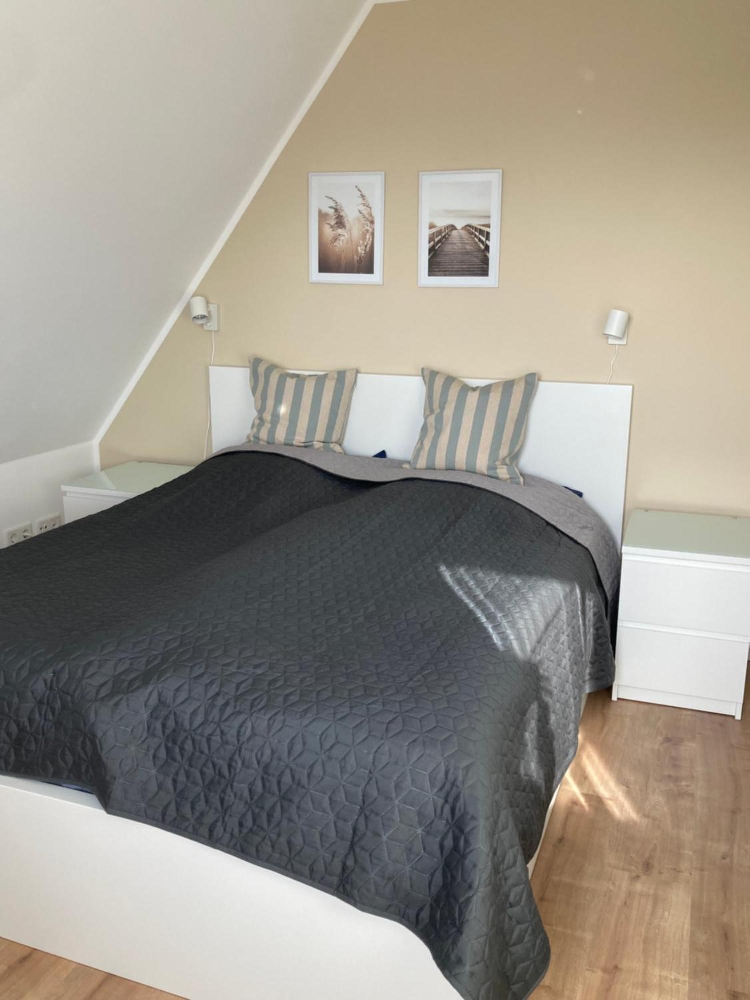 Helle Ferienwohnung: Spacious Retreat with E-Charging in Buchholz Buchholz in der Nordheide Exterior photo